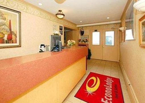 фото отеля Econo Lodge Inn & Suites Northborough
