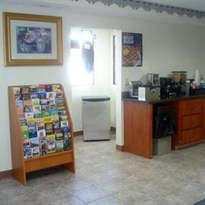 фото отеля Royal Inn Douglasville