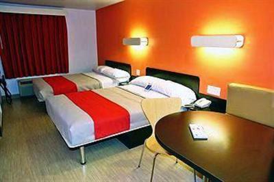 фото отеля Motel 6 Uvalde -Texas