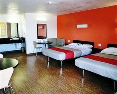 фото отеля Motel 6 Uvalde -Texas