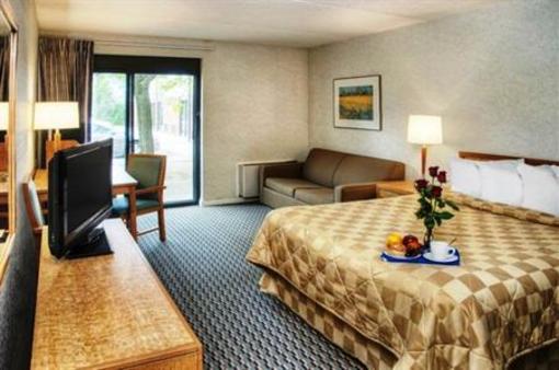 фото отеля Comfort Inn Parry Sound