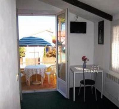 фото отеля Hotel Calypso Hyeres