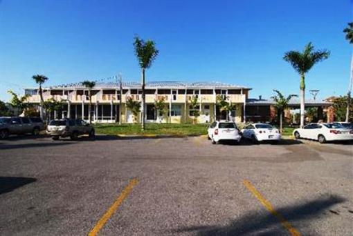 фото отеля The Captain's Table Lodge & Villas