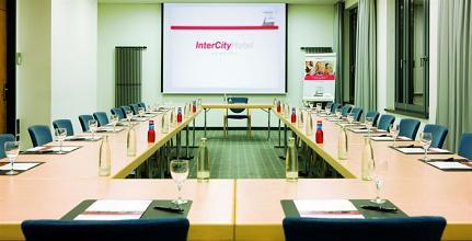 фото отеля InterCityHotel Hamburg Hauptbahnhof