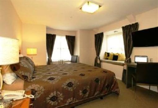 фото отеля Alexander Inn Newmarket