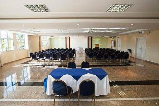 фото отеля Colonial Plaza Hotel Pindamonhangaba