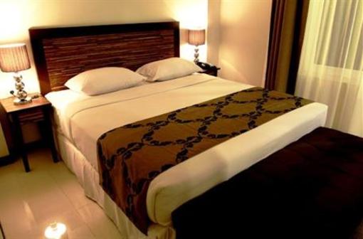фото отеля Royal Hotel Bogor