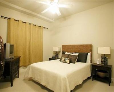 фото отеля Meyer Real Estate Vacation Rentals The Warf Orange Beach