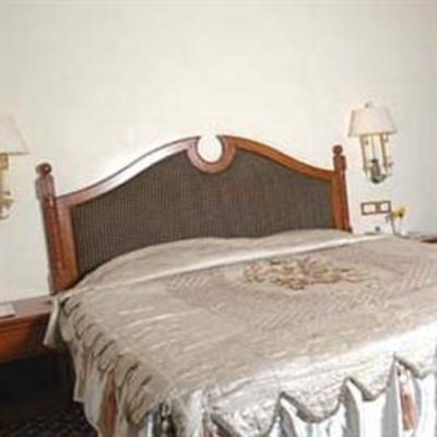 фото отеля Nahar's Nilgiris Hotel