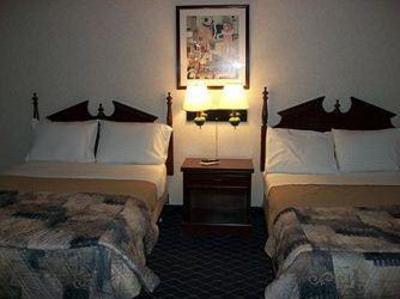 фото отеля Regency Inn and Suites West Springfield