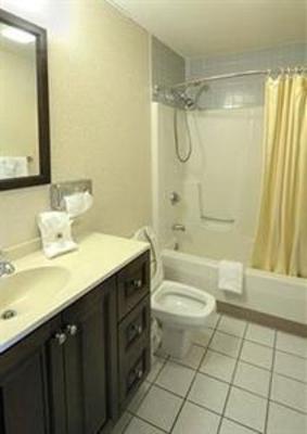 фото отеля Regency Inn and Suites West Springfield