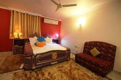 фото отеля The Bangalore Royal Inn