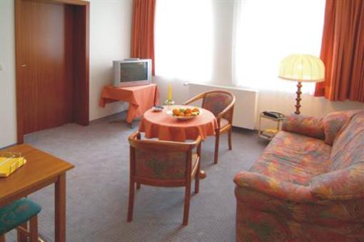 фото отеля Aparthotel am Kurpark Bad Neuenahr-Ahrweiler