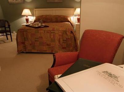фото отеля The Hurtwood Inn Hotel