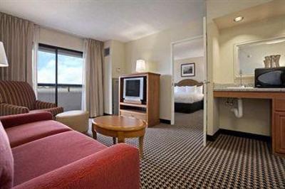 фото отеля Hilton Suites Oakbrook Terrace