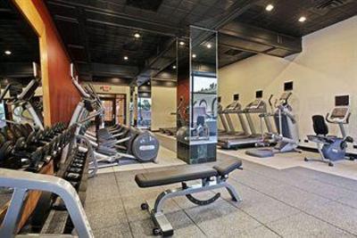 фото отеля Hilton Suites Oakbrook Terrace