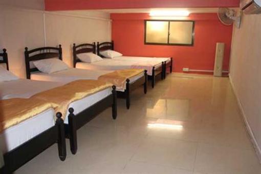 фото отеля Camory Backpacker Hostel