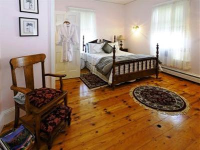 фото отеля The Perennial Inn