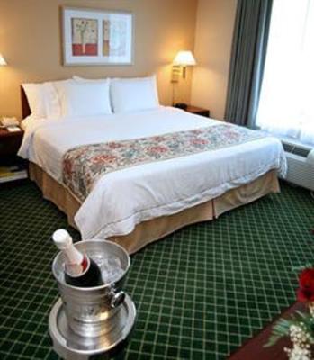 фото отеля Fairfield Inn Raleigh Crabtree