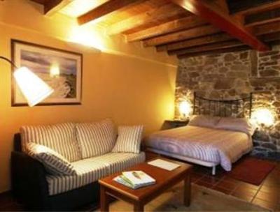 фото отеля A Casa Da Eira Apartments Nogueira de Ramuin