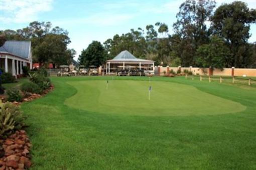 фото отеля Bushman Sands Golf Lodge and Estate