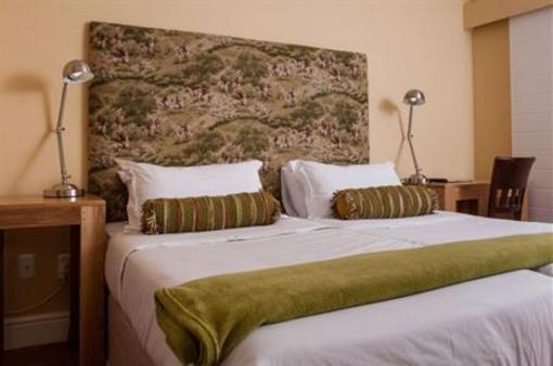 фото отеля 17 on Wellington Suite Hotel