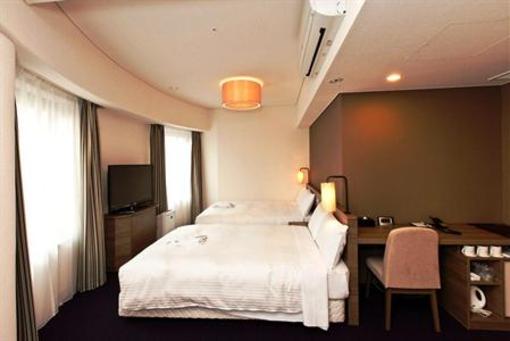 фото отеля Sotetsu Fresa Inn Tokyo Toyocho Ekimae