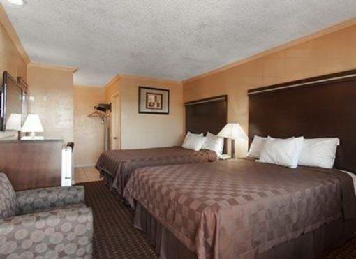 фото отеля Econo Lodge Lemon Grove