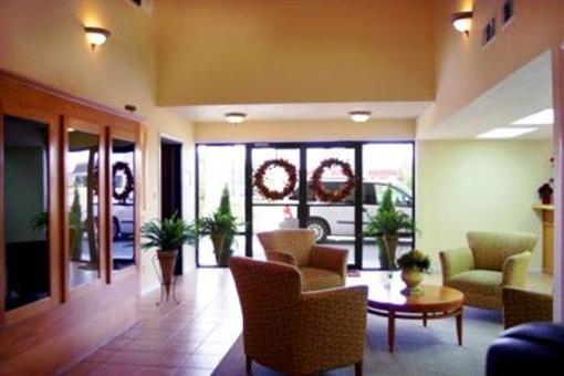 фото отеля Blue Ribbon Inn Magnuson Hotel