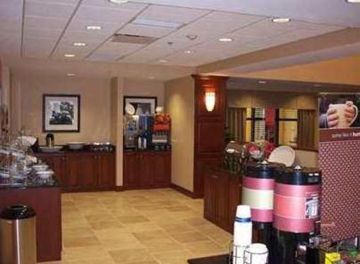 фото отеля Hampton Inn & Suites Macon I-75 North