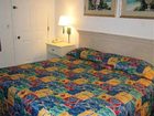 фото отеля Island Inn Saint Simons Island