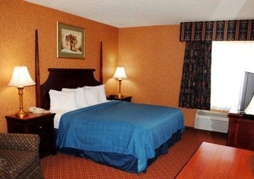 фото отеля Quality Inn & Suites Meriden