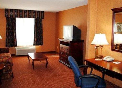фото отеля Quality Inn & Suites Meriden