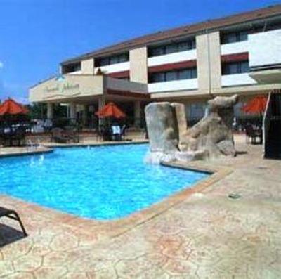 фото отеля Howard Johnson Express Hot Springs