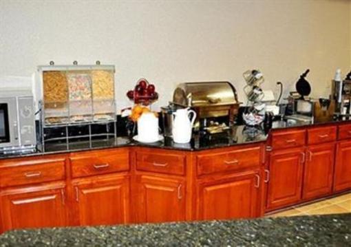 фото отеля La Quinta Inn & Suites Richmond - Kings Dominion