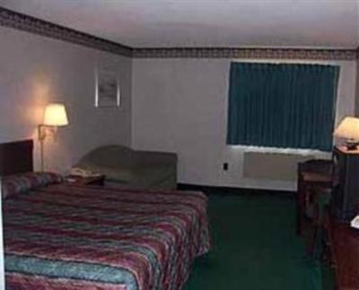 фото отеля Econo Lodge Streetsboro