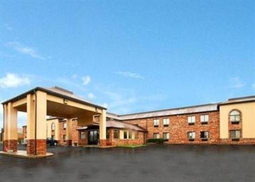 фото отеля Econo Lodge Streetsboro