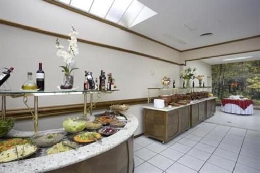 фото отеля Park Tower Hotel