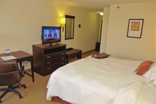 фото отеля Hampton Inn Elizabethtown