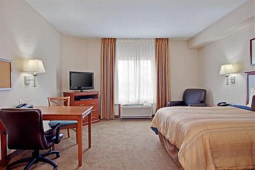 фото отеля Candlewood Suites Santa Maria