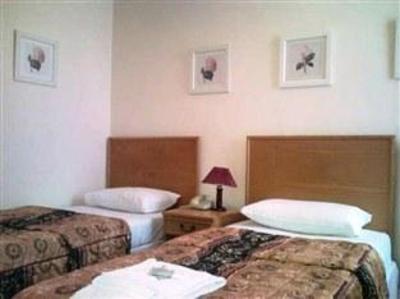 фото отеля Hayesthorpe Hotel Croydon London