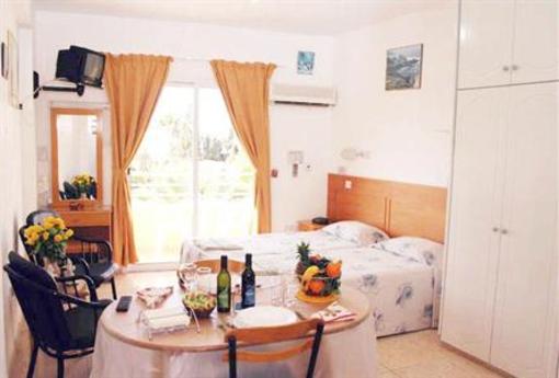 фото отеля Apollonia Holiday Apartments