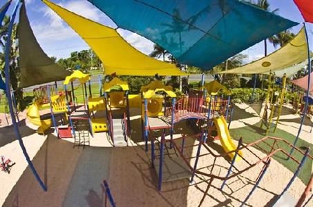 фото отеля Cairns Coconut Holiday Resort