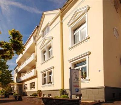 фото отеля Hotel Weyer Bad Neuenahr-Ahrweiler