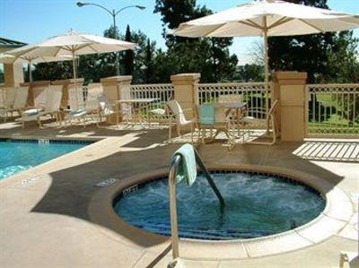 фото отеля Hilton Garden Inn Los Angeles / Montebello