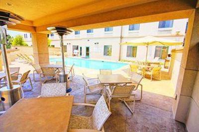 фото отеля Hilton Garden Inn Los Angeles / Montebello