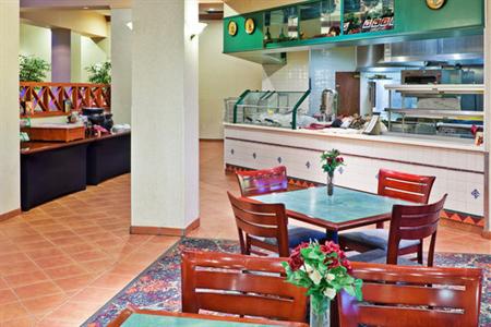 фото отеля Holiday Inn University Plaza - Bowling Green