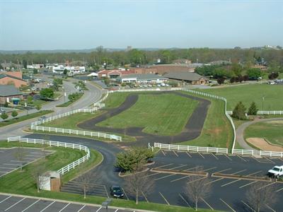 фото отеля Holiday Inn University Plaza - Bowling Green