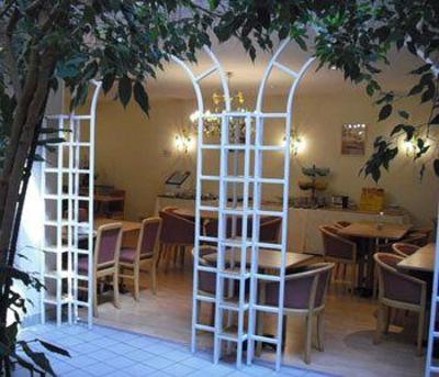 фото отеля Le Grand Hotel Saint-Quentin