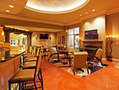 фото отеля Holiday Inn Hotel & Suites Maple Grove - Arbor Lakes
